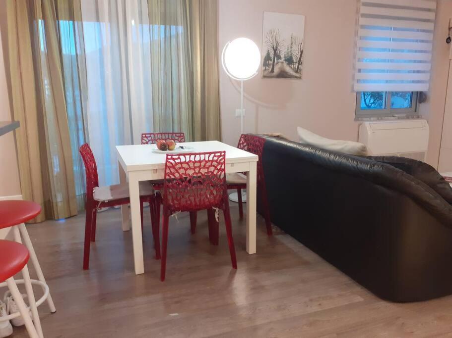 Lake View Apartment Tirana Exterior photo