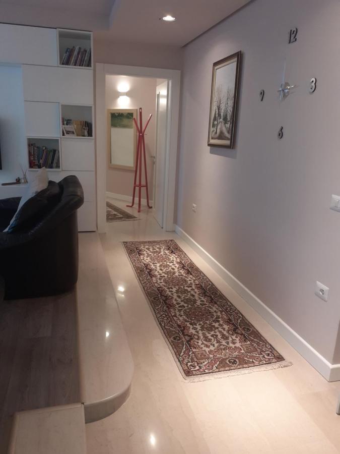 Lake View Apartment Tirana Exterior photo